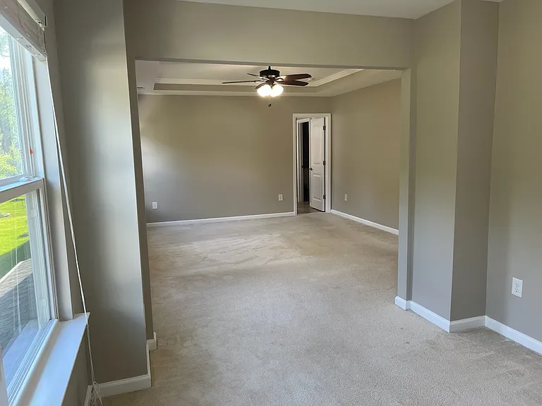 525 Parlier Dr — Photo 23