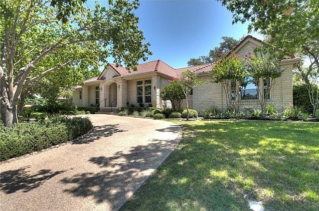 18 Waterfall Dr, The Hills, TX 78738 | Zillow