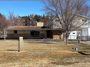 38657 Ravenswood Rd, Mccook, NE 69001