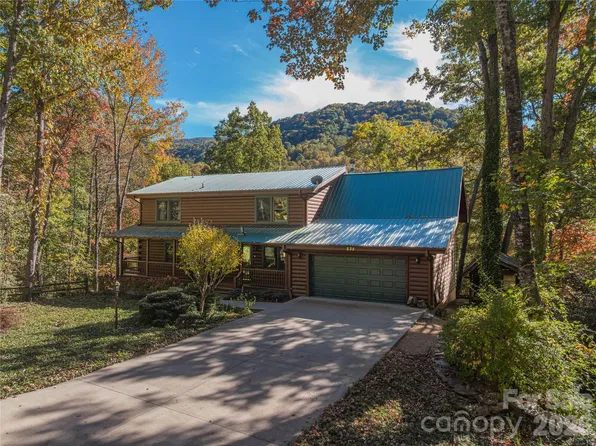 235 Timucua Trl, Waynesville, NC 28786