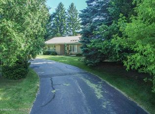 2603 W Barnes Rd, Mason, MI 48854