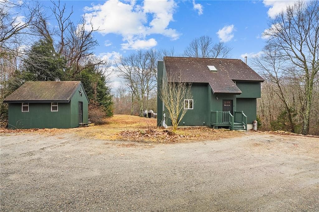 201 Congdon Rd, Voluntown, CT 06384 Zillow