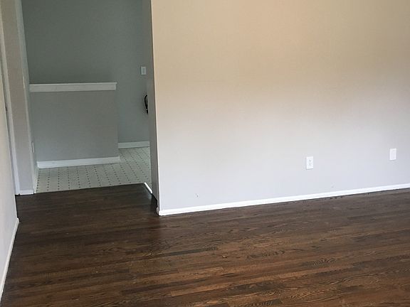 3rd image of 17 Long Dr