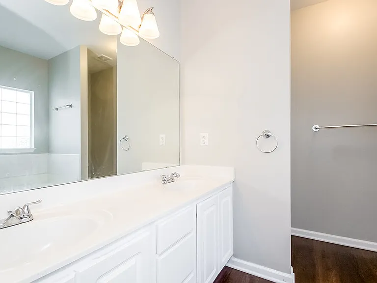 618 Brookwater Dr — Photo 14