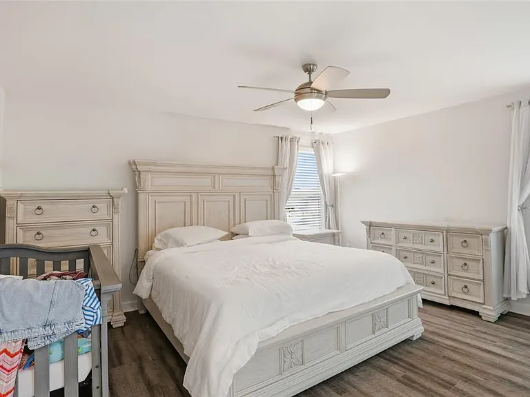 11007 Sycamore Woods Dr — Photo 25