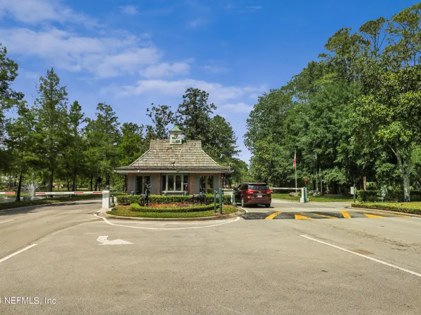 7941 LITTLE FOX Lane, Jacksonville, FL 32256
