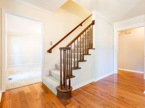 3rd image of 13974 Cedar Grove Ct