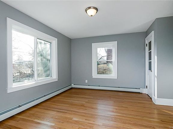 5th image of 82 Union Ave