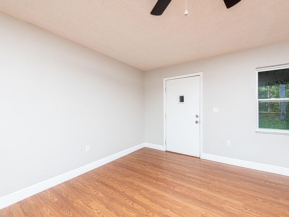 5th image of 1191 NE 118th Ave