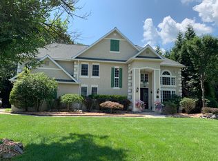 6 Bedminster Ln, Jackson, NJ