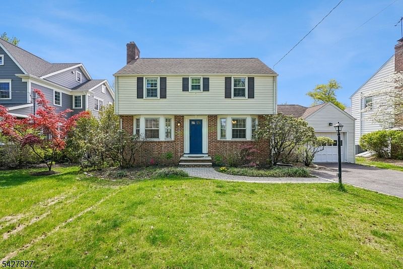 1st image of 636 Rahway Ave