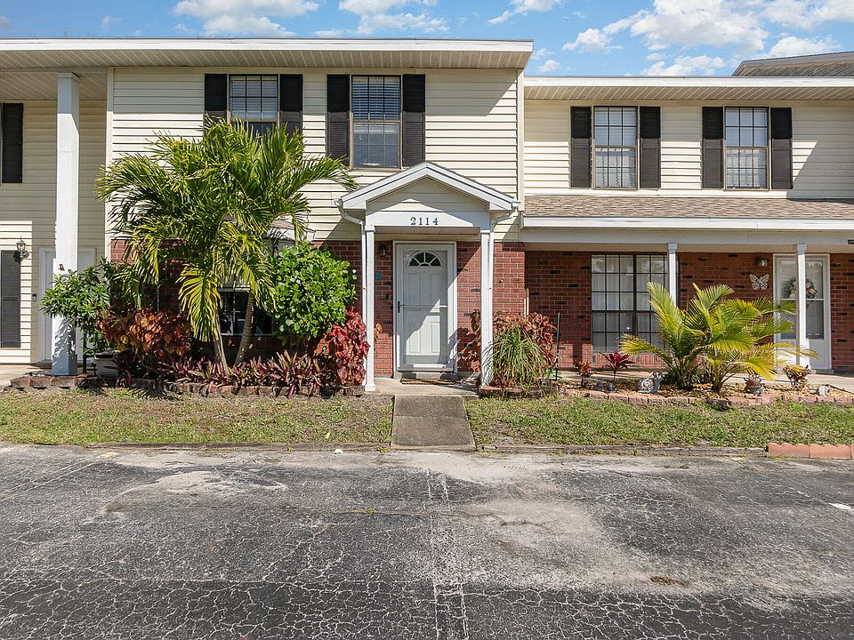 1st image of 2114 Manor Dr NE