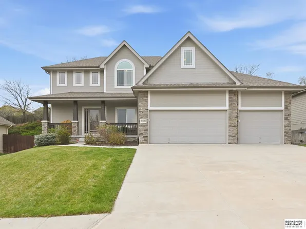 4408 S 198th St, Omaha, NE 68135