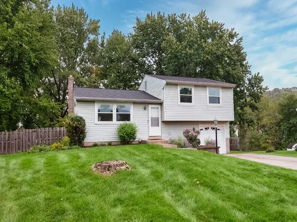 109 Fox Chase Ct, Cranberry Township, PA 16066