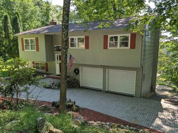 (undisclosed Address), Andover, NJ 07821