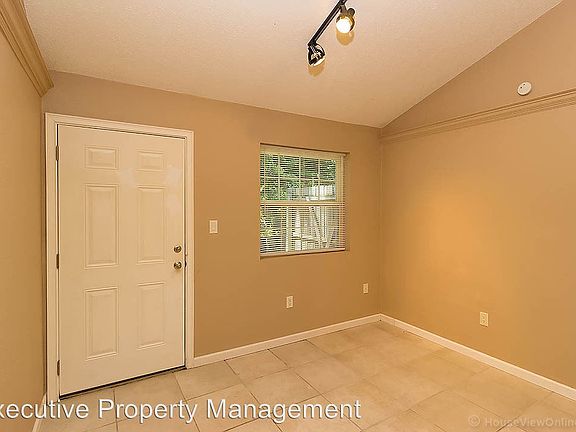 5th image of 431 Olive St #101