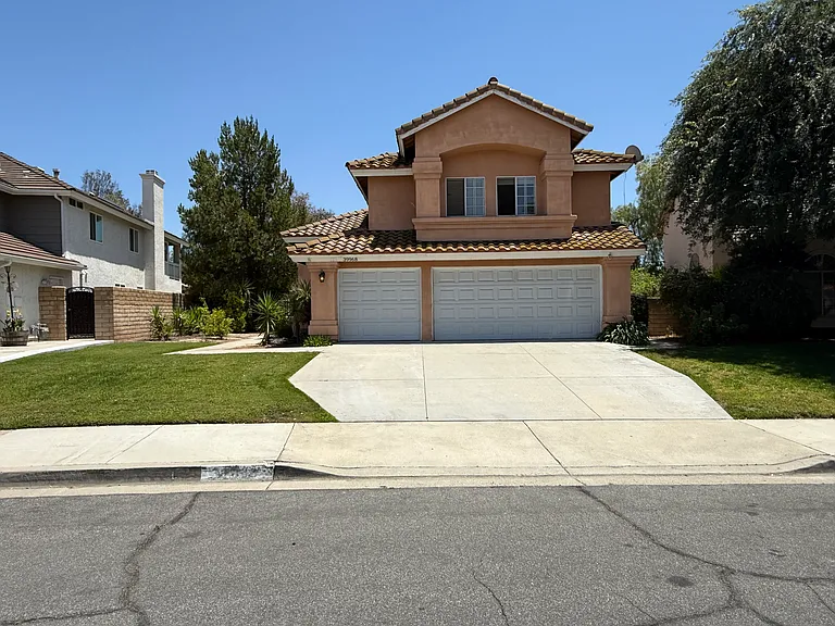 39968 Milkwood Ln — Photo 2
