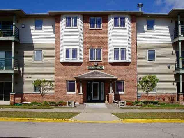 1st image of 102 Prairie Heights Dr APT 313
