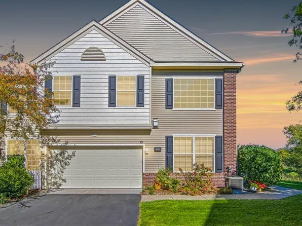 11345 Fergus St NE Unit D, Blaine, MN 55449