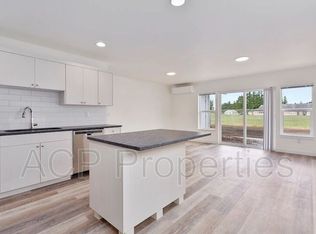 2261 Currant St #4, Lynden, WA 98264