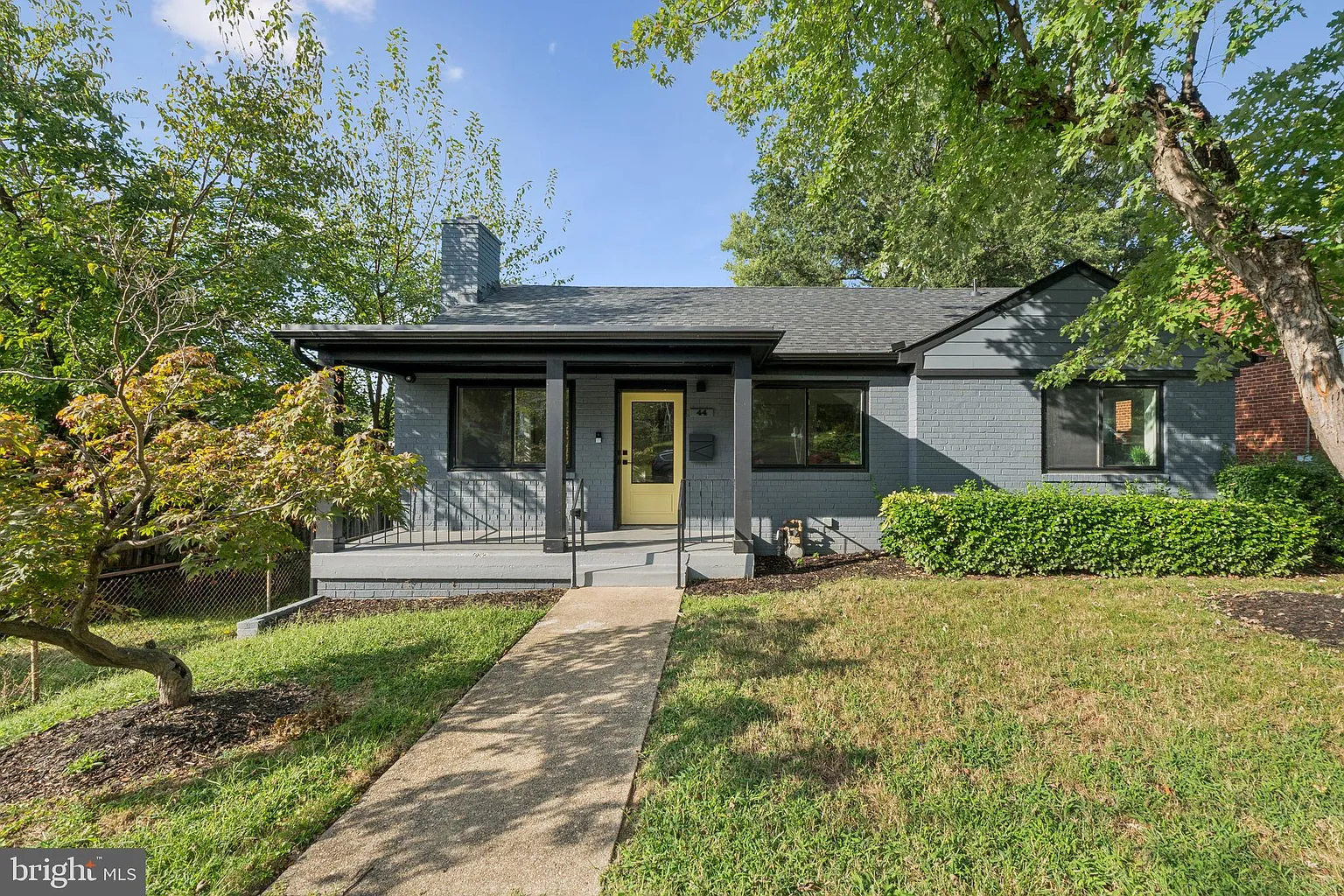 44 Sheridan St NE photo 1
