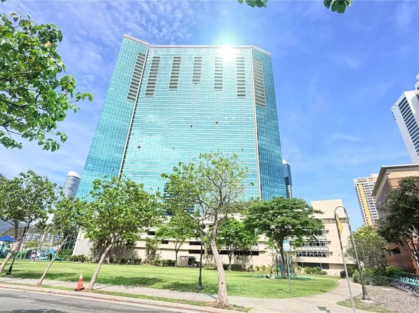 1177 Queen St APT 3204, Honolulu, HI 96814
