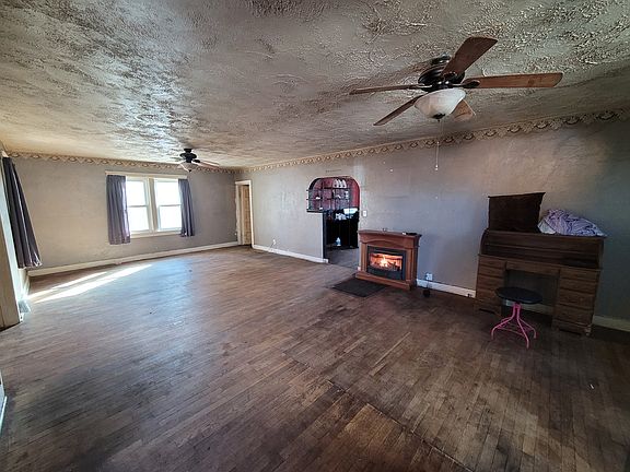 3rd image of 603 E Flynn St