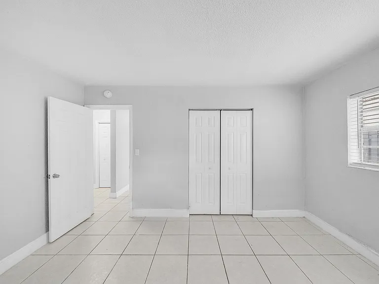 626 SW 14th Ave #108 — Photo 17