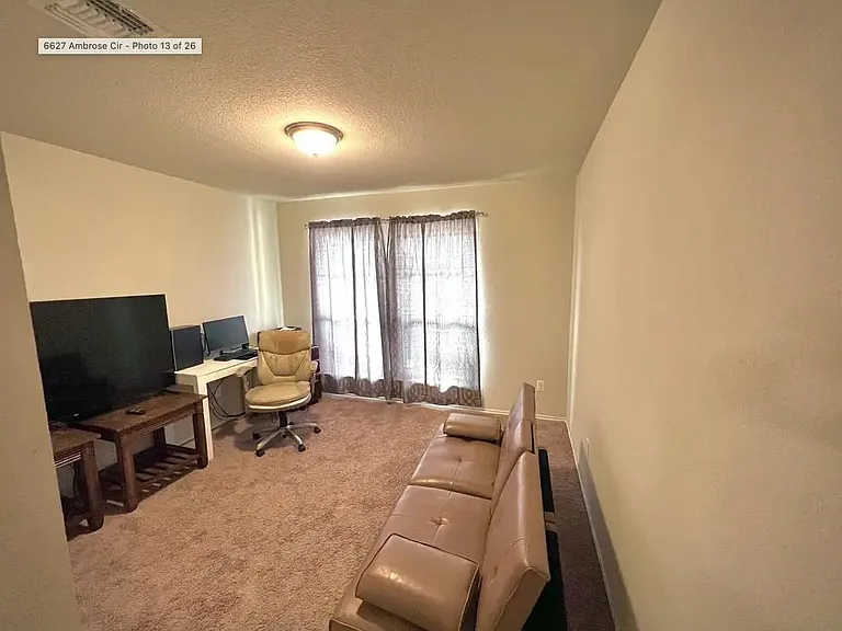 6627 Ambrose Cir — Photo 13