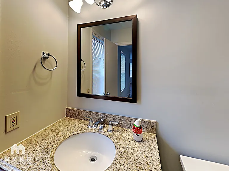 4832 Wyndam Dr — Photo 10