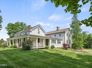 16 Glendale Middle Rd, Stockbridge, MA 01262