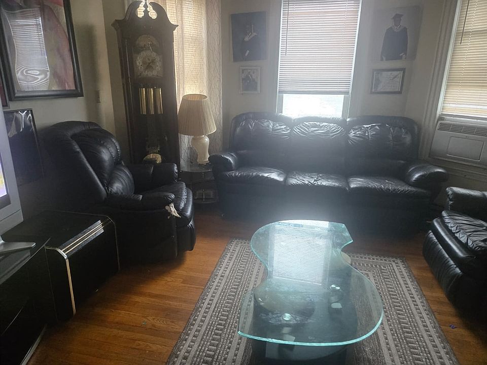 1st image of 355 Medford St #1