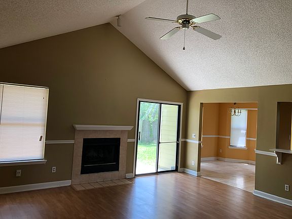 4th image of 11294 Kinrose Ct