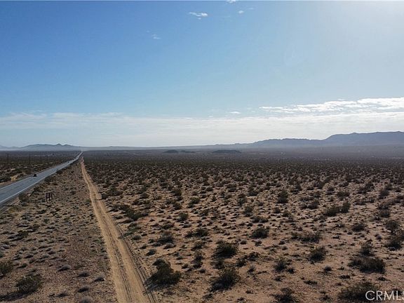 3rd image of 16 Old Woman Springs Rd