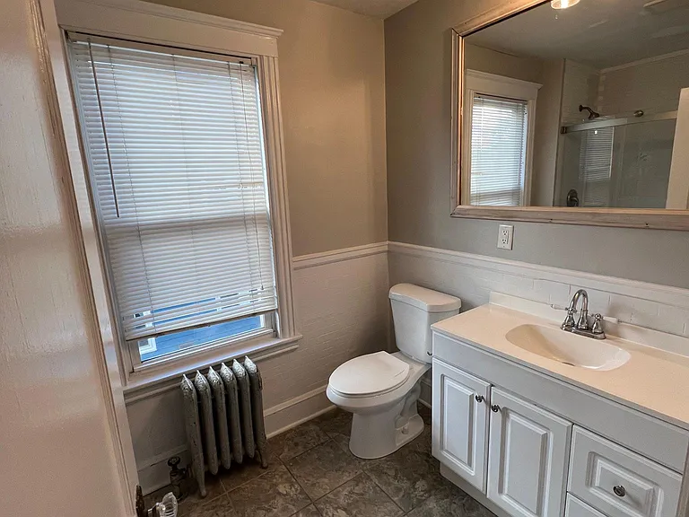 525 Brighton Ave — Photo 9