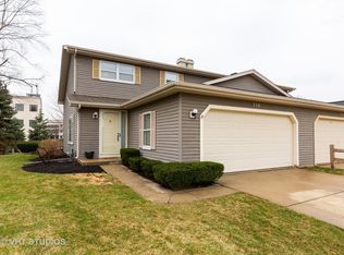 750 Cheyenne Ln #750, Elgin, IL 60123
