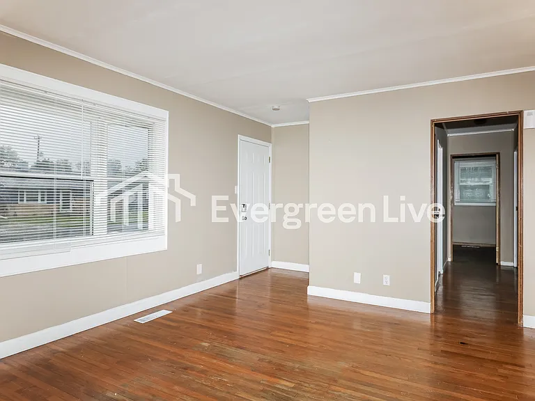 4 W William Dr — Photo 3