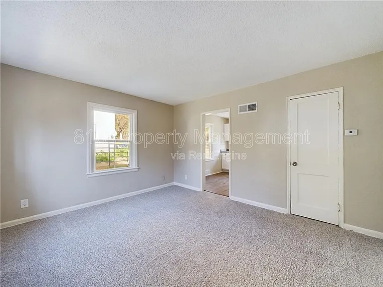 7433 Arleta Blvd — Photo 3