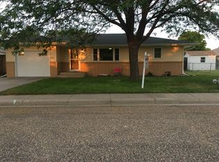 711 College Ave, Goodland, KS 67735