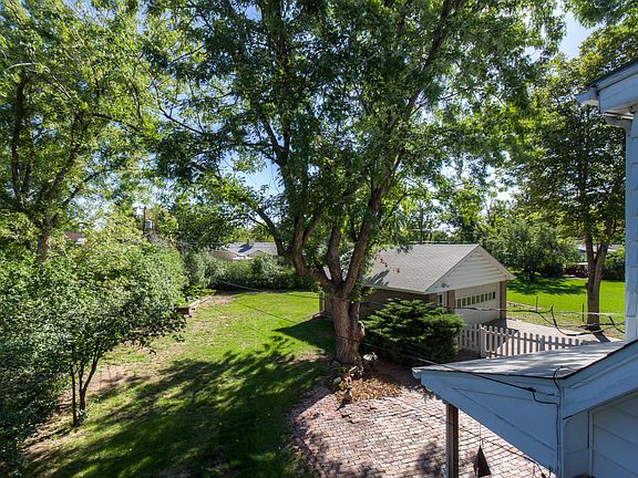 Beautiful private yard