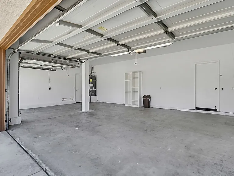 1100 Corrales Ln — Photo 30
