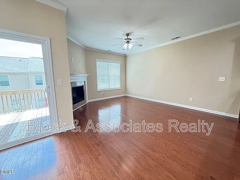 705 Keystone Park Dr #26 — Photo 11