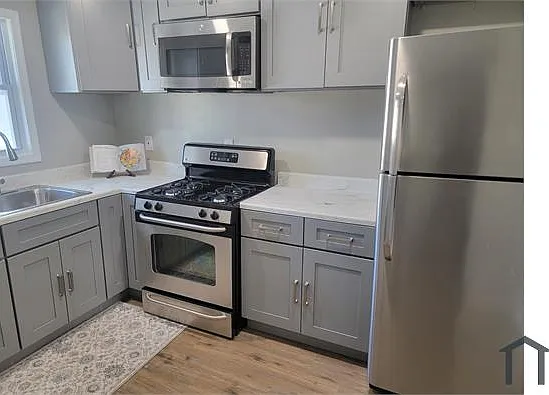 272 Saint Helena Ave — Photo 16