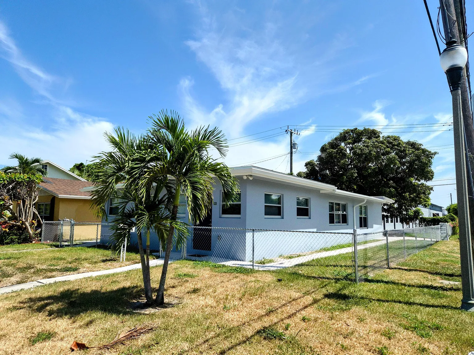 1 bed, 1.0 bath, 500 sqft, $2,000 — Photo 2