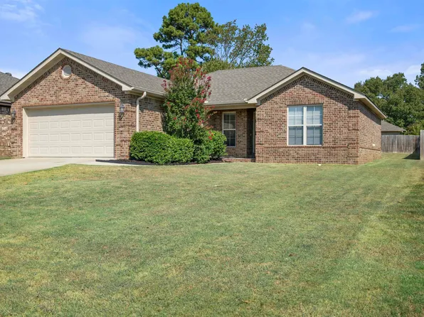 382 Wildwood Pt, Jonesboro, AR 72401