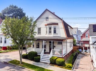42 Burrill Ave, Lynn, MA 01902