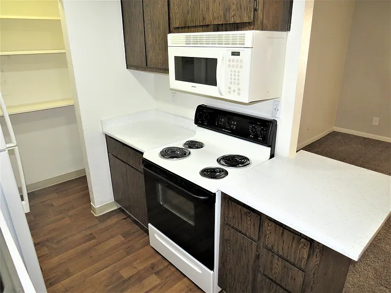 Shadowtree Apartment Homes — Photo 97