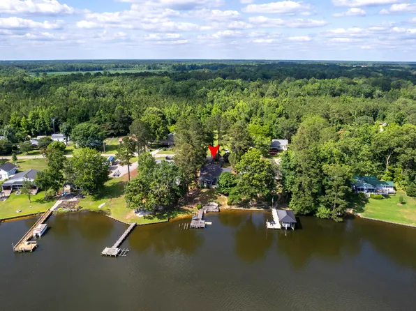 1399 Taw Caw Dr, Summerton, SC 29148