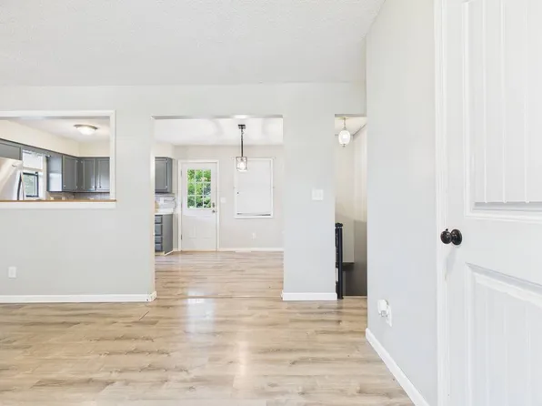 79 NW 271st Rd, Centerview, MO 64019