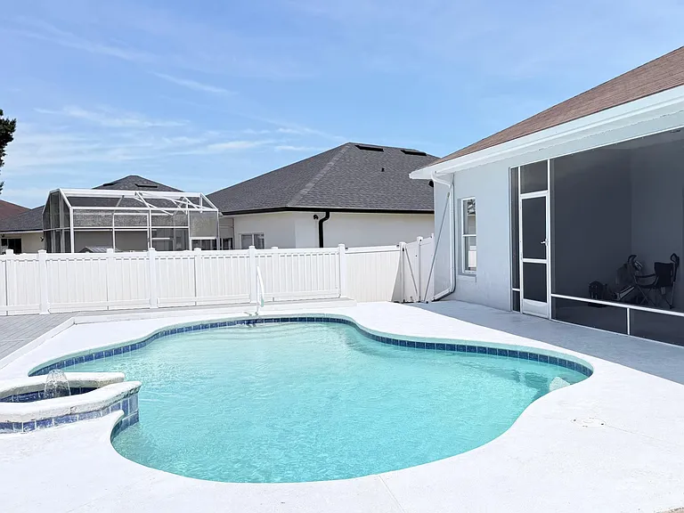906 Berwick Dr — Photo 70